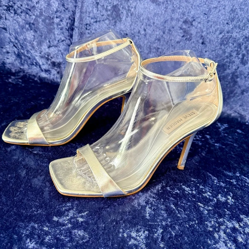 Steve Madden 